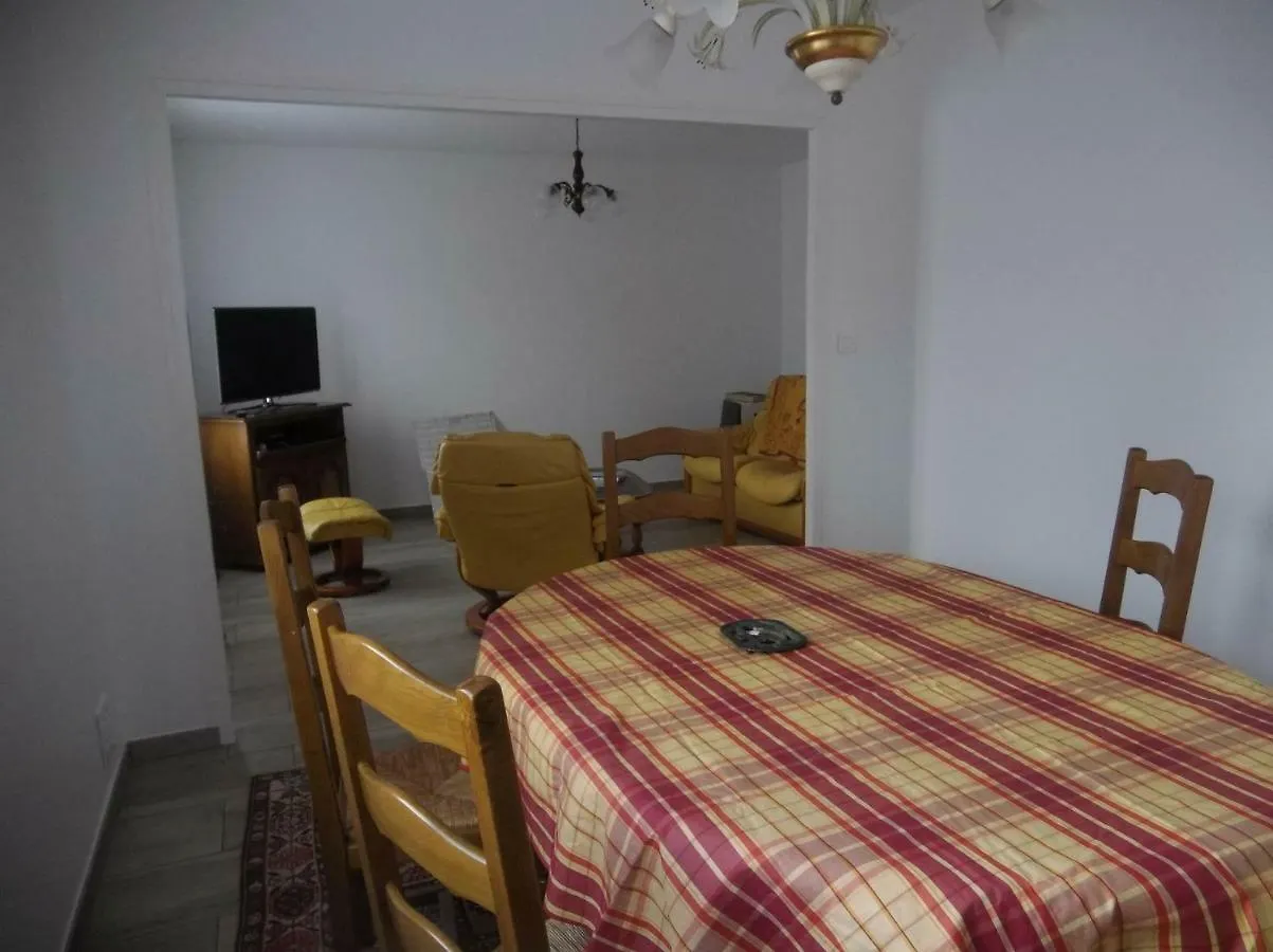 Gite De Marilou **** Thiezac